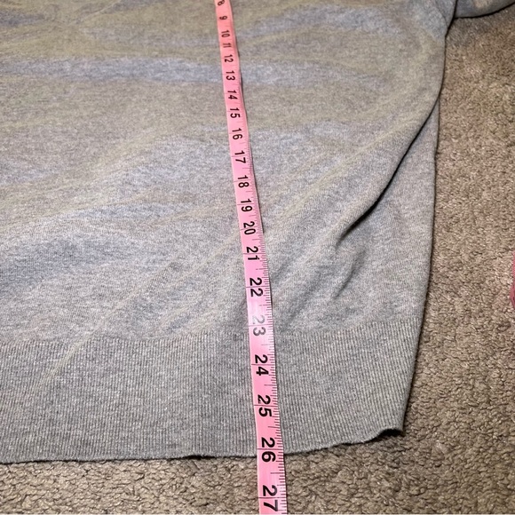 Old Navy Women’s Plus Size Grey Knit Sweater Size 3X Long Sleeve Light Weight - Picture 5 of 6